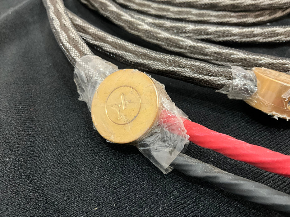 3 Metre Speaker cables with banana plugs Unknown brand, pre loved