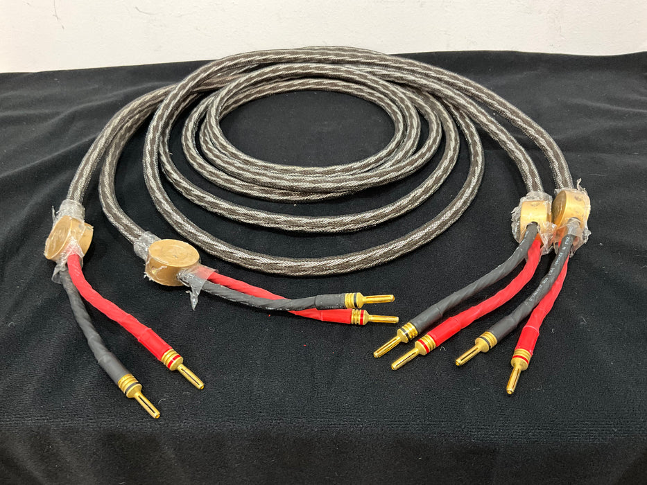 3 Metre Speaker cables with banana plugs Unknown brand, pre loved