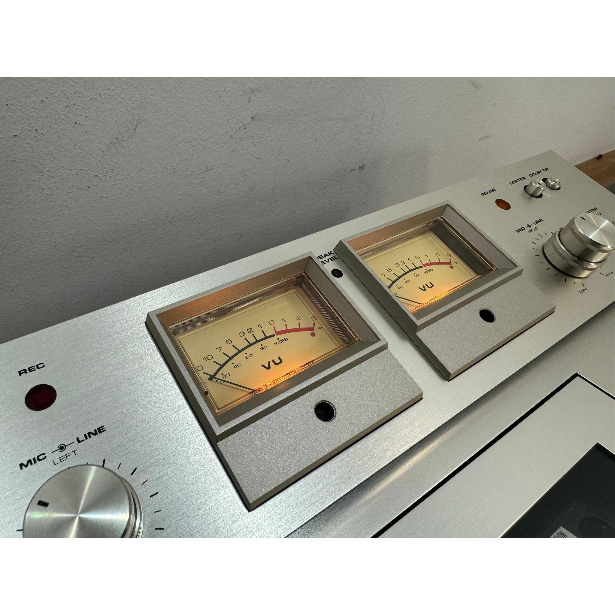 AKAI GXC - 325D Cassette Deck - Pre Loved