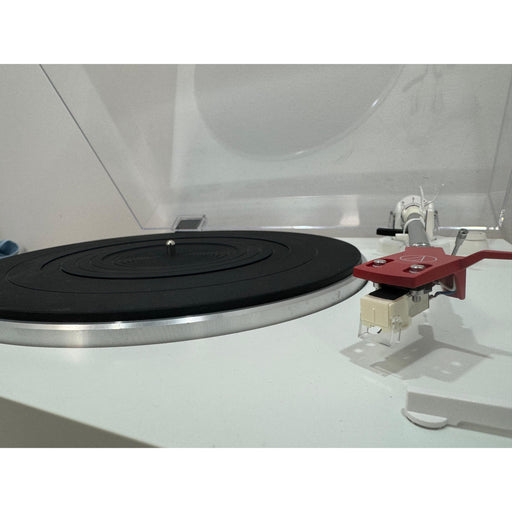 AUDIO TECHNICA LP3 TURNTABLE - Pre Loved white