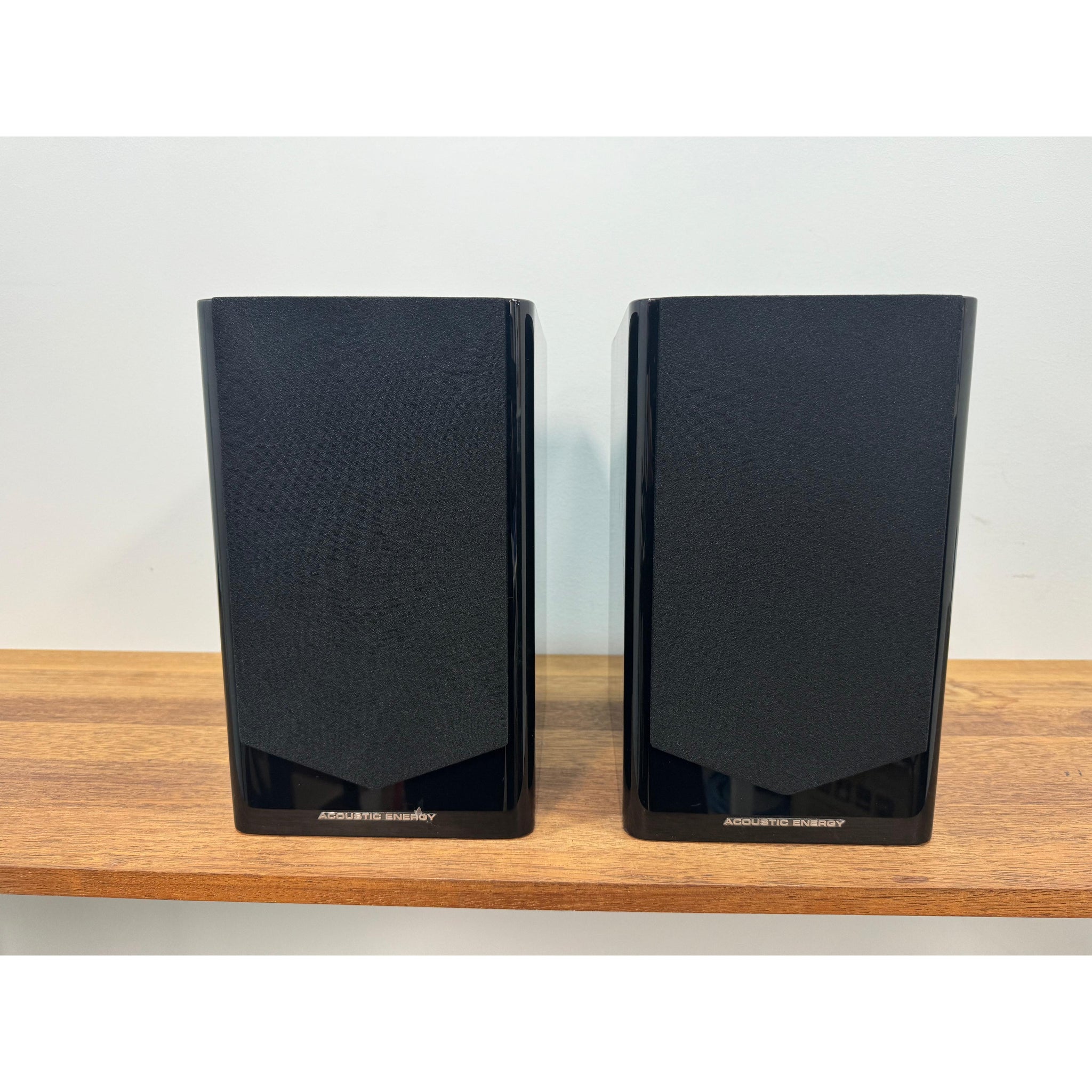 Acoustic Energy AE500 Compact Stand-Mount Loudspeakers- Pre Loved
