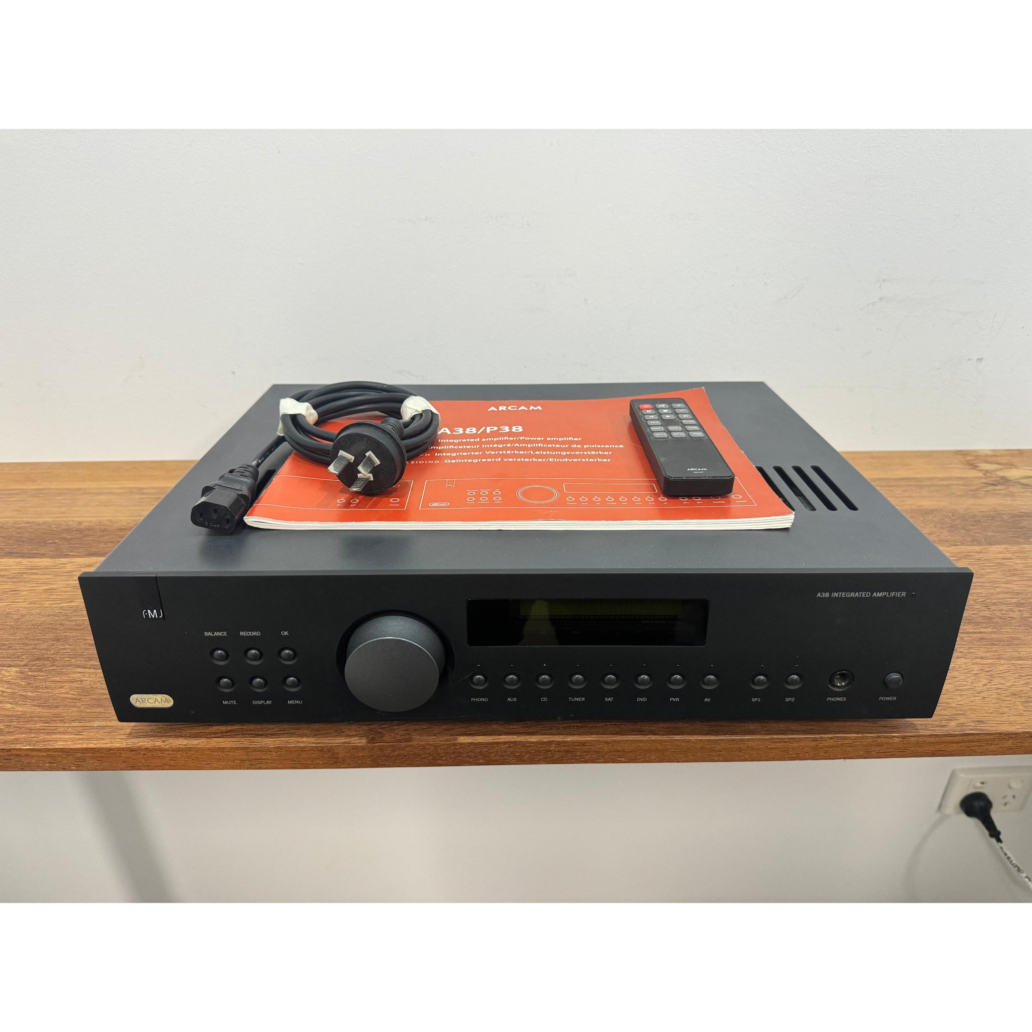 Arcam FMJ A38 Integrated Amplifier - Pre Loved