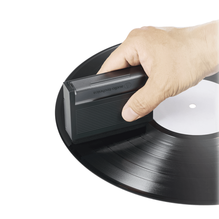 Audio Technica - AT6028 - Record Cleaning Tool with record cover stand 
