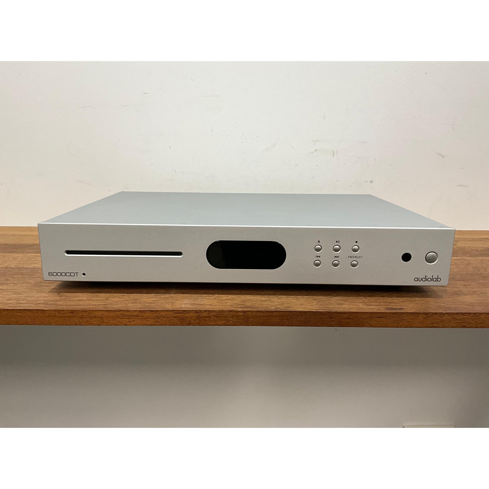 Audiolabs 6000CDT CD Transport - silver, great condition, preloved