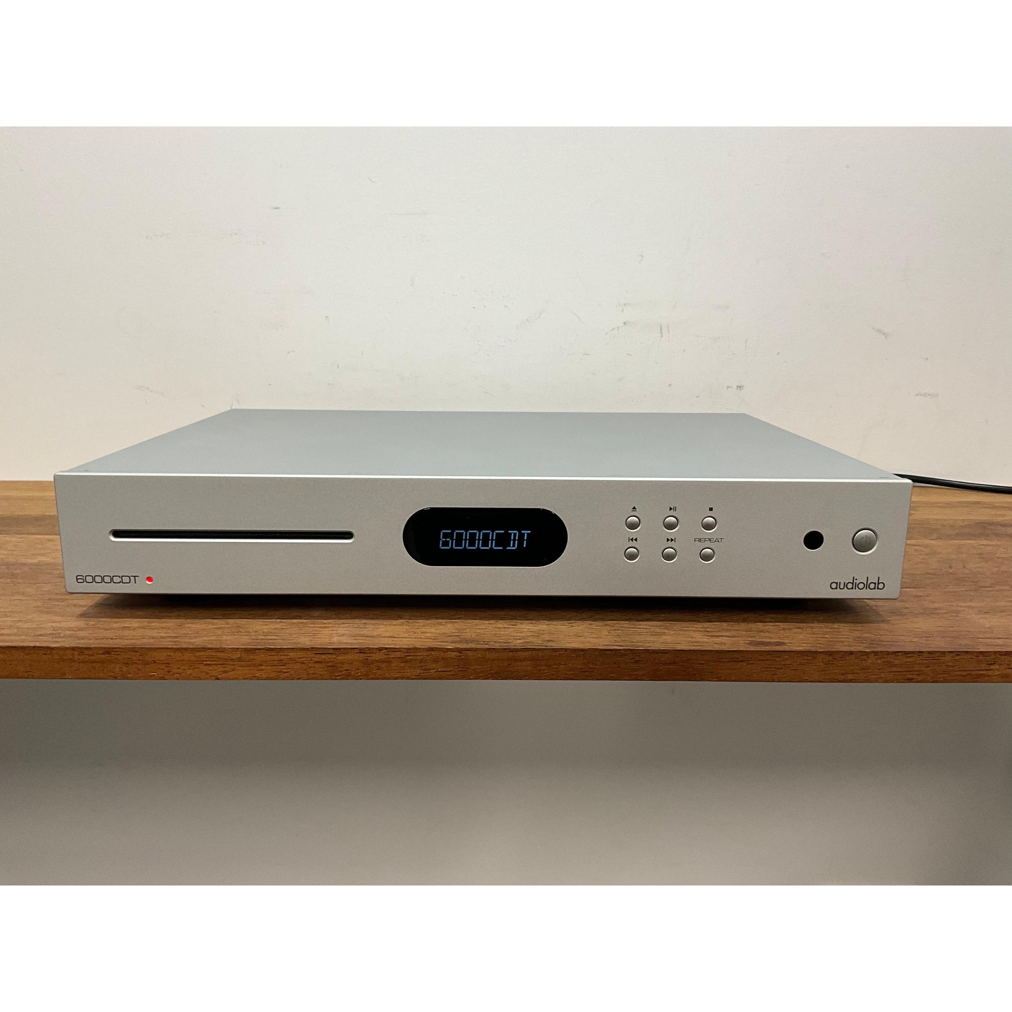 Audiolabs 6000CDT CD Transport - silver, great condition, preloved