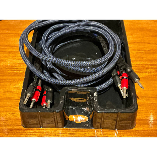 Audioquest Type 4 Speaker cables with Banana plugs 2.5 mtr, Pre Loved