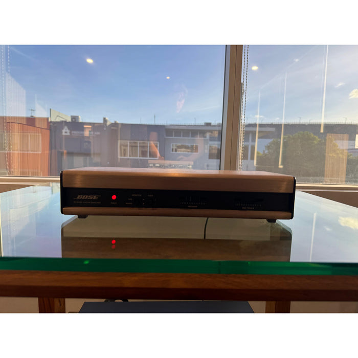 Bose 901 Series 5 Speakers with equaliser and stands, 1 owner - Pre Loved