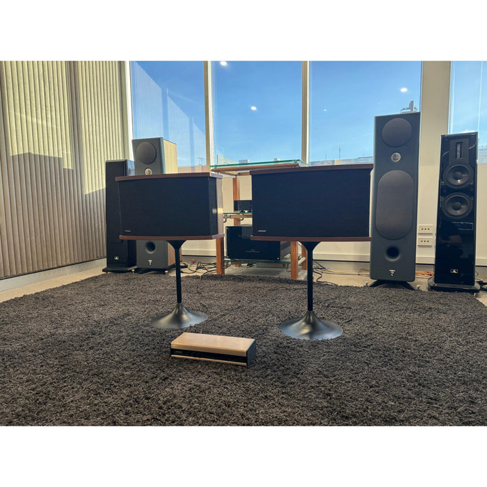 Bose 901 Series 5 Speakers with equaliser and stands, 1 owner - Pre Loved