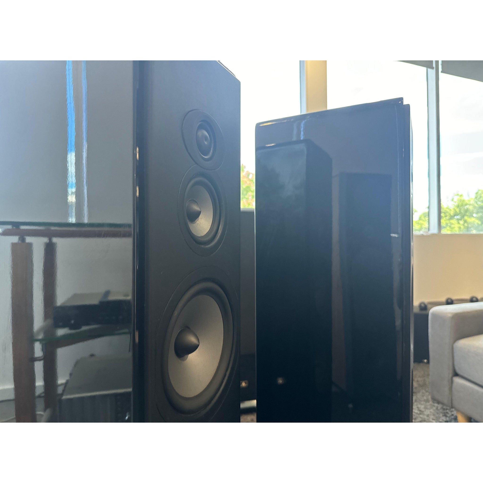 Boston Audio RS326 Tower Speakers - Pre Loved