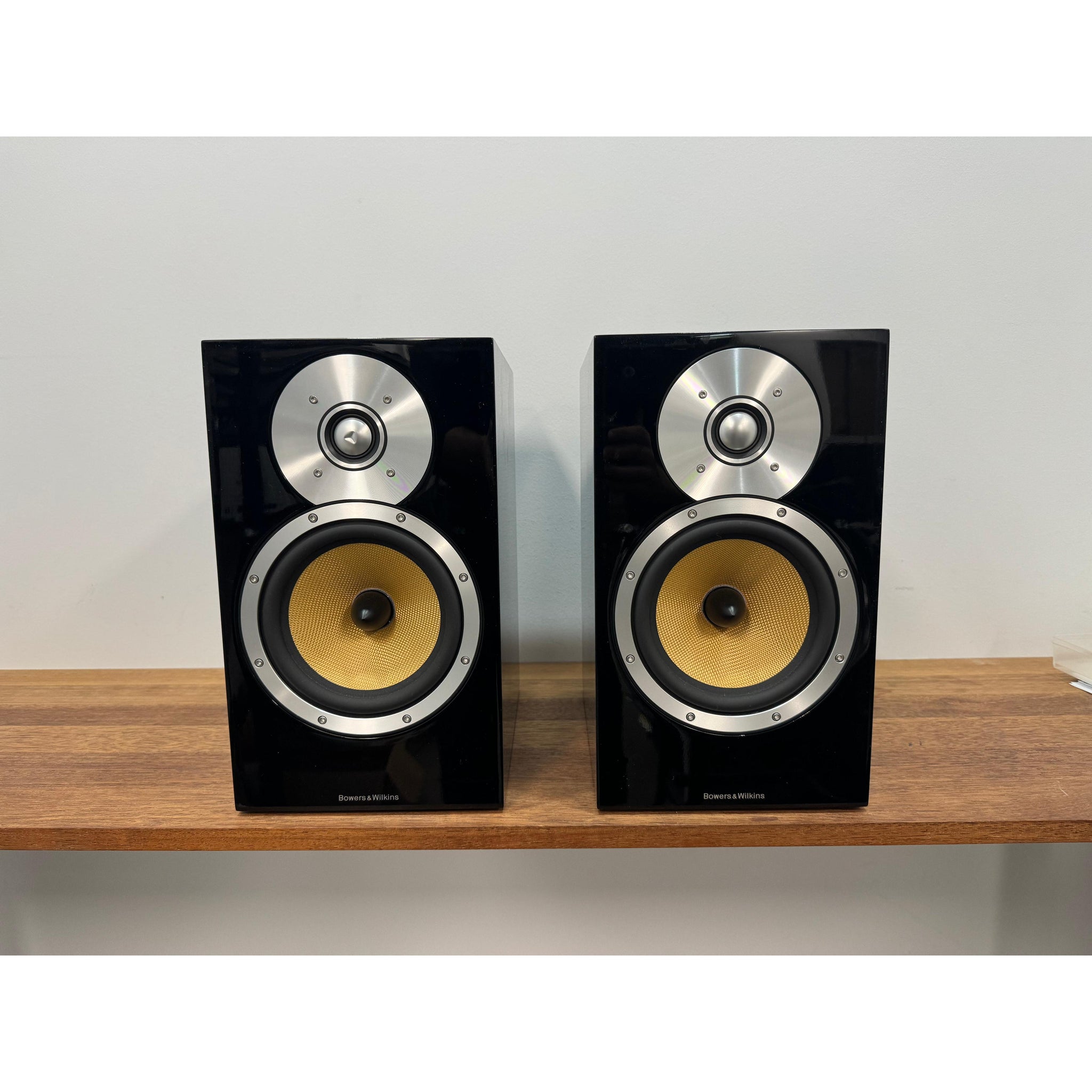 Bowers & Wilkins CM5 Bookshelf Speakers - Pre Loved