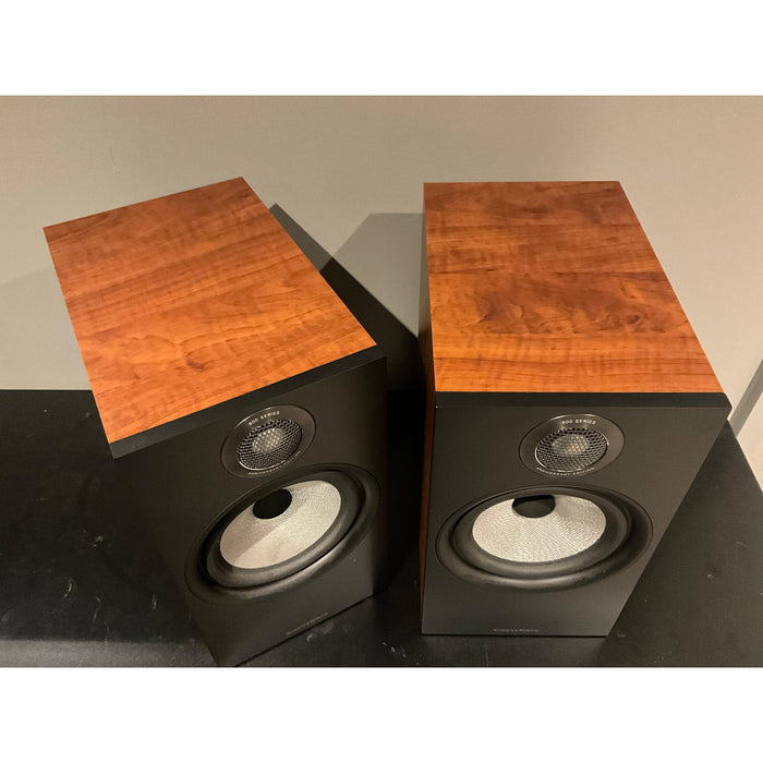 Bowers and Wilkins 606 S2 Anniverary Edition bookshelf speakers in cherry finish, Pre loved