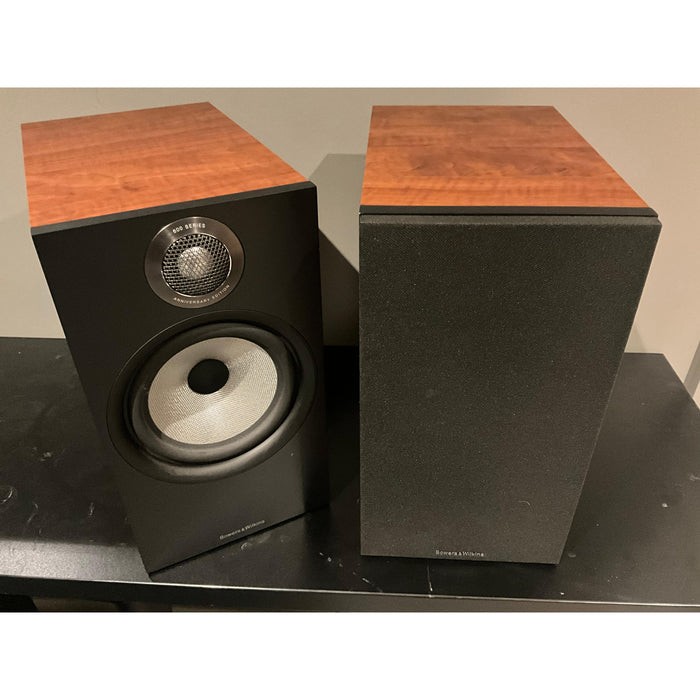 Bowers and Wilkins 606 S2 Anniverary Edition bookshelf speakers in cherry finish, Pre loved