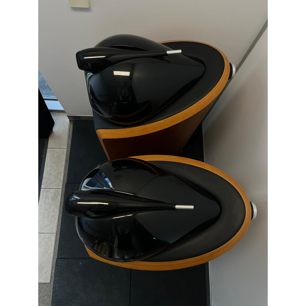 Bowers and Wilkins 802D (Cherrywood) - Pre Loved