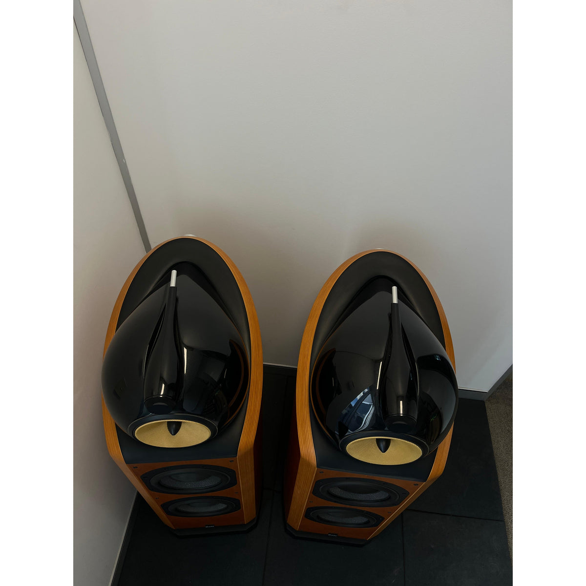 Bowers and Wilkins 802D (Cherrywood) - Pre Loved
