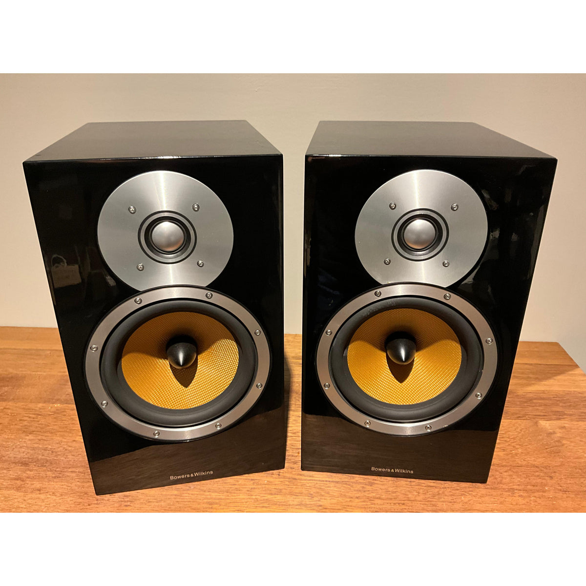 Bowers and Wilkins CM5 bookshelf speakers, Black, Pre Loved — The