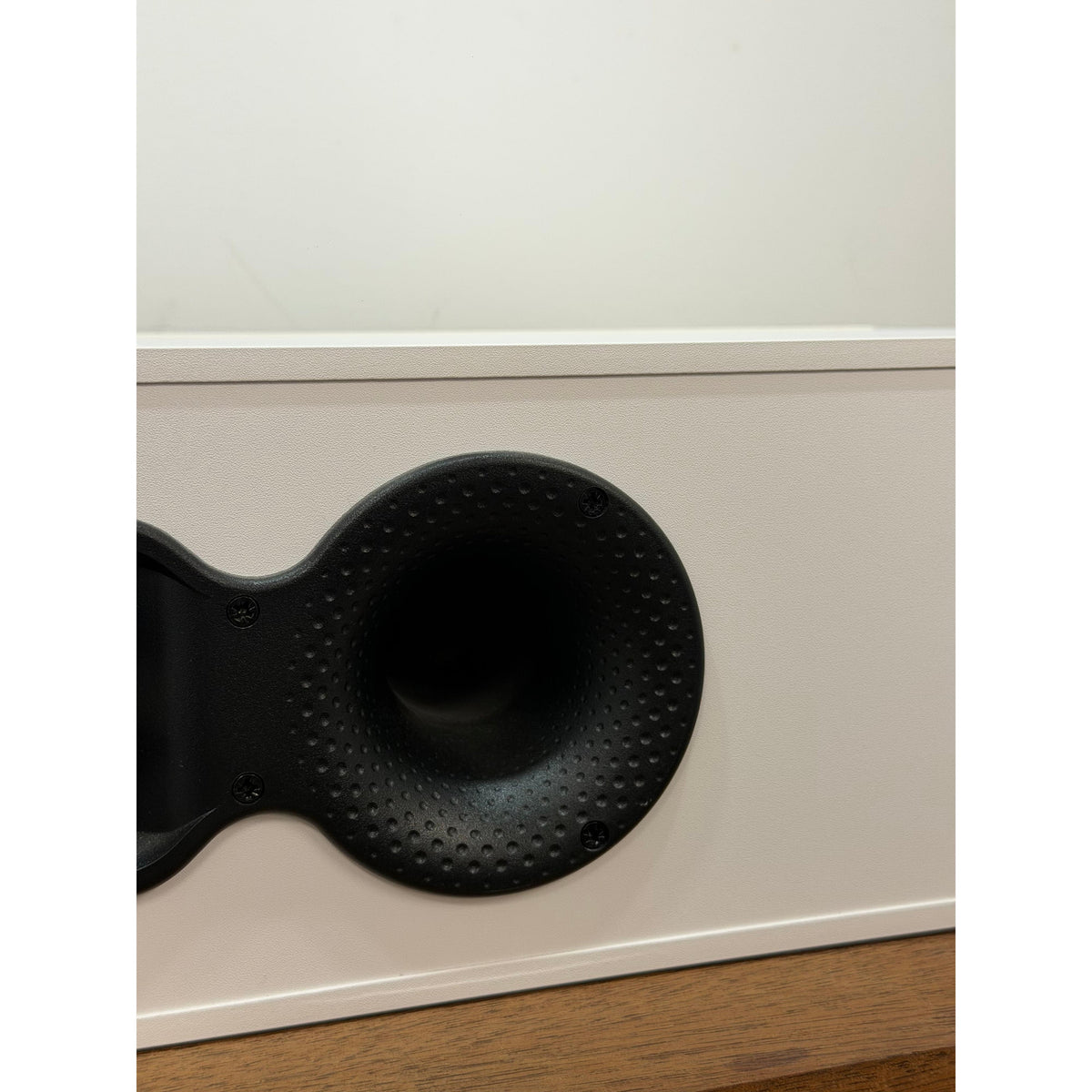 Bowers and Wilkins HTM6-6252 WHT - Pre Loved