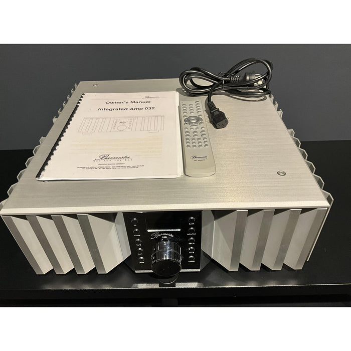 Burmester 032 Intergrated Amplifier - Pre Loved