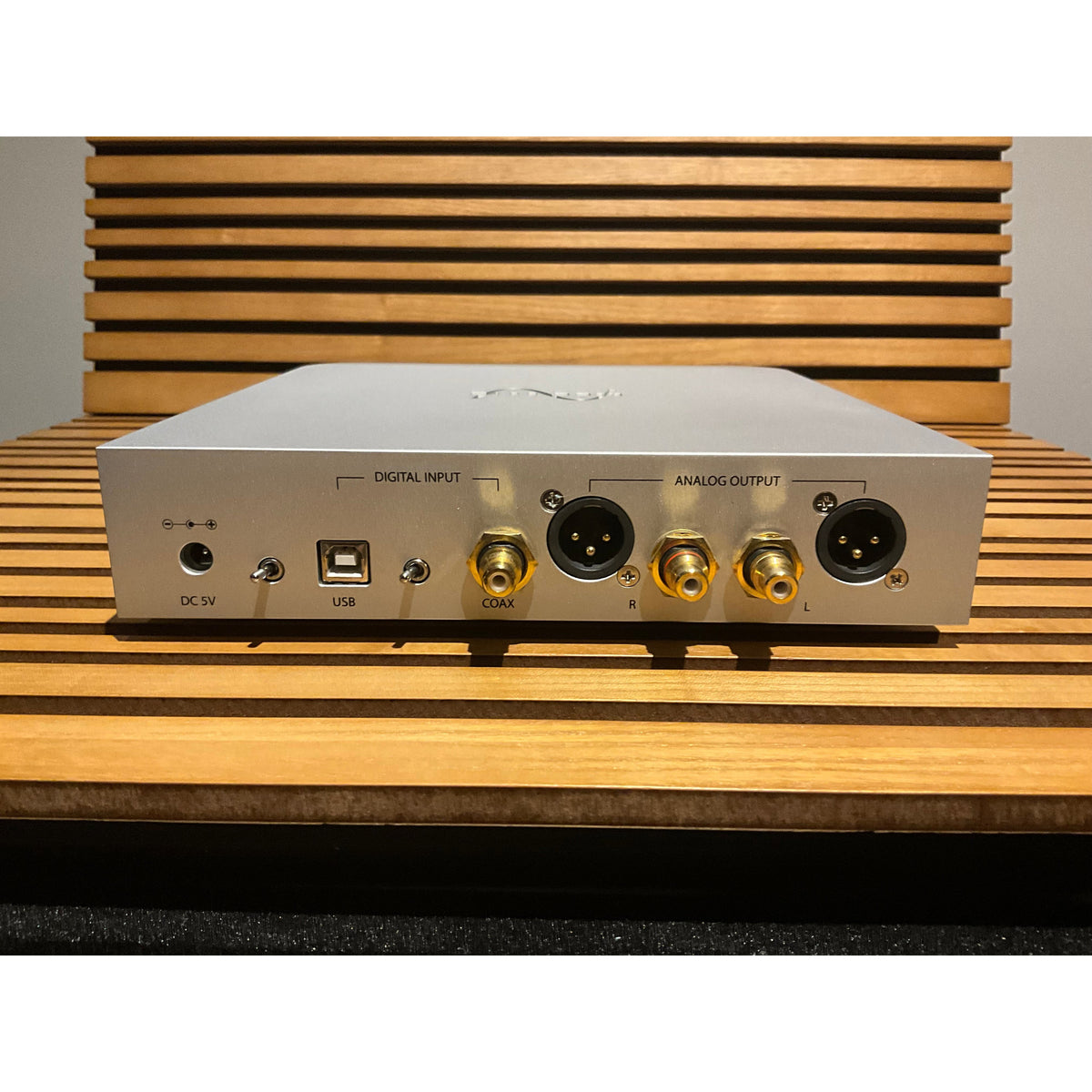 Calyx DAC 24/192 Digital to analogue converter pre loved