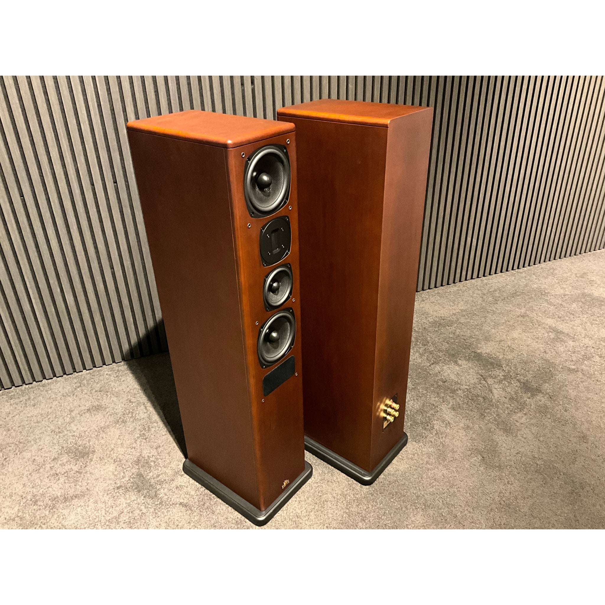 Castle Avon 5 tower speakers in cherry finish, Pre Loved pair