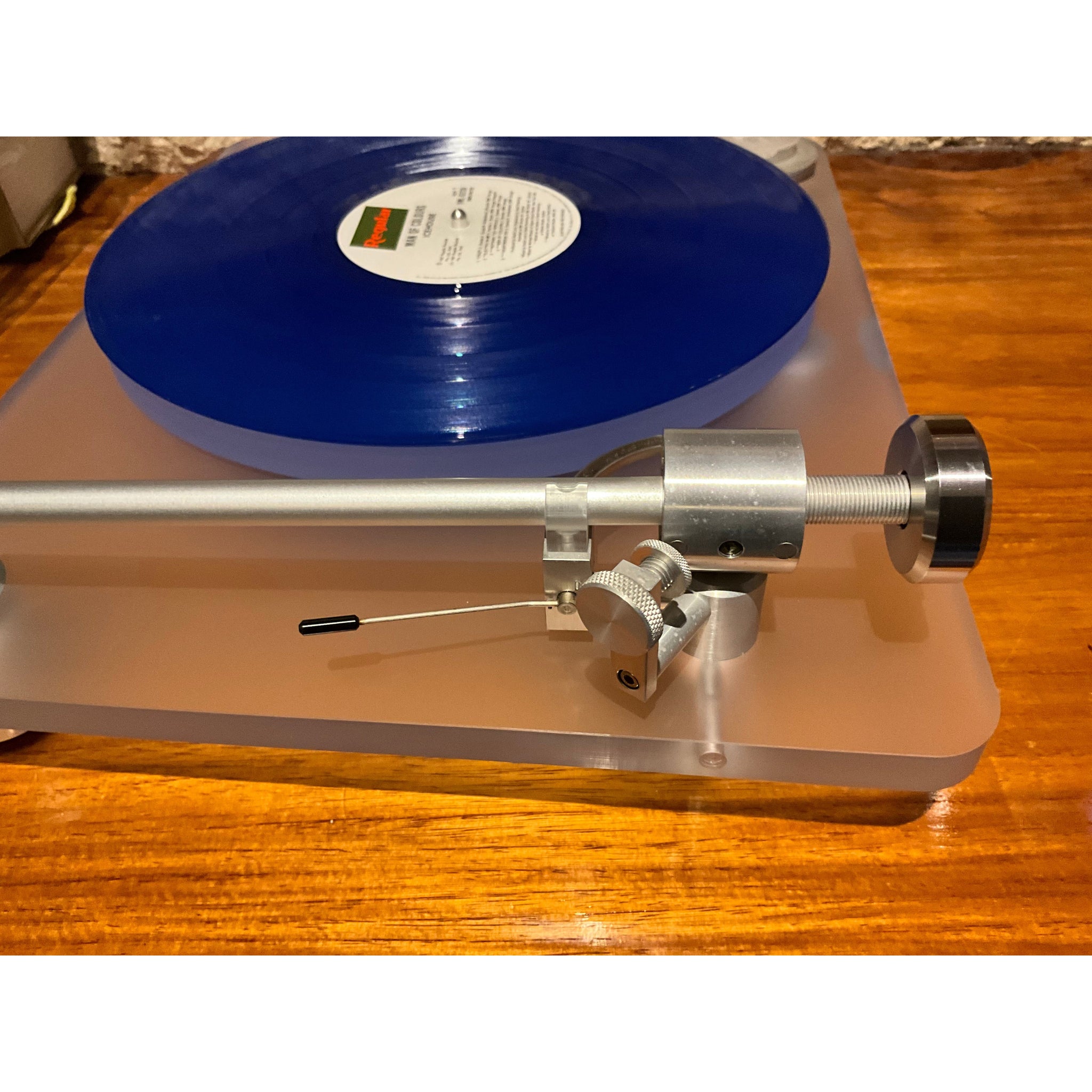 Clear Audio Emotion Turntable with satisfy arm and classic wood cartridge. Pre Loved