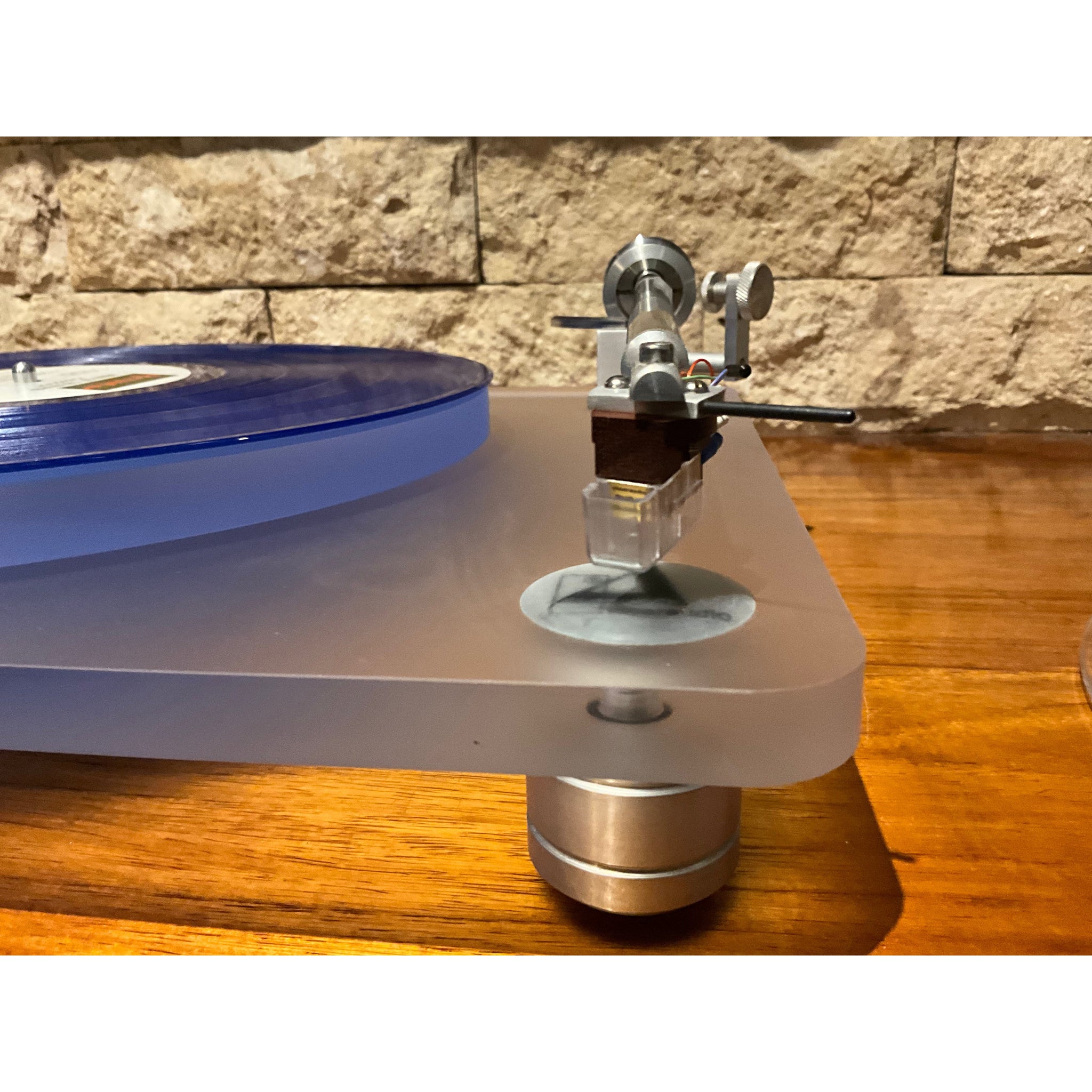 Clear Audio Emotion Turntable with satisfy arm and classic wood cartridge. Pre Loved
