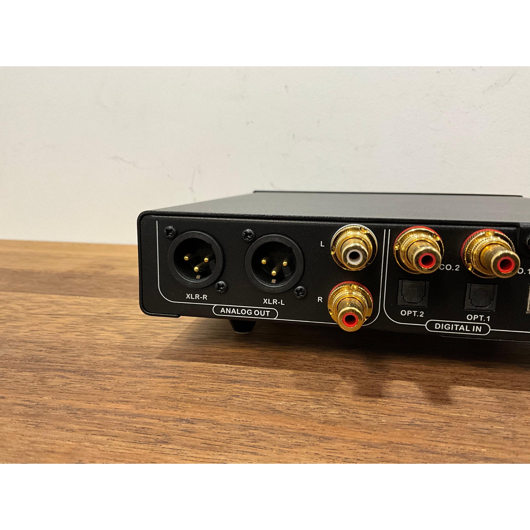 Denafrips Ares 2 R2R ladder DAC, digital to analogue converter black as new, pre loved