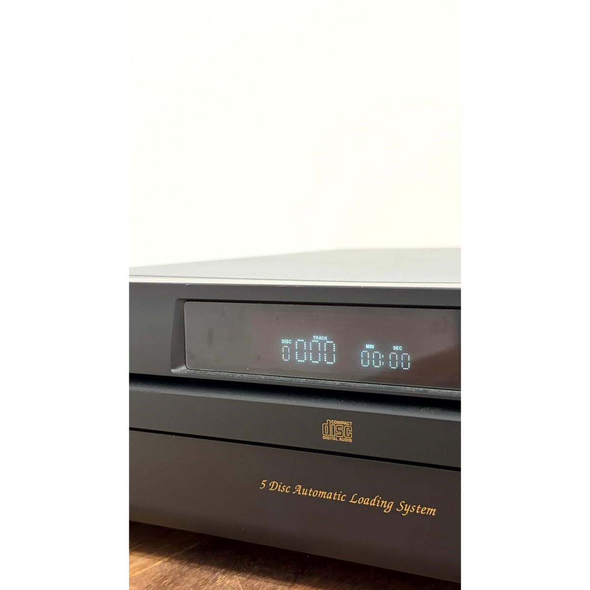 Denon DCM-500AE 5-Disc CD Changer - Pre Loved