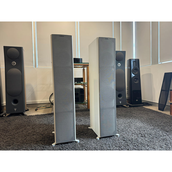 Dynaudio Excite X38 Floorstanding speakers white- Pre Loved
