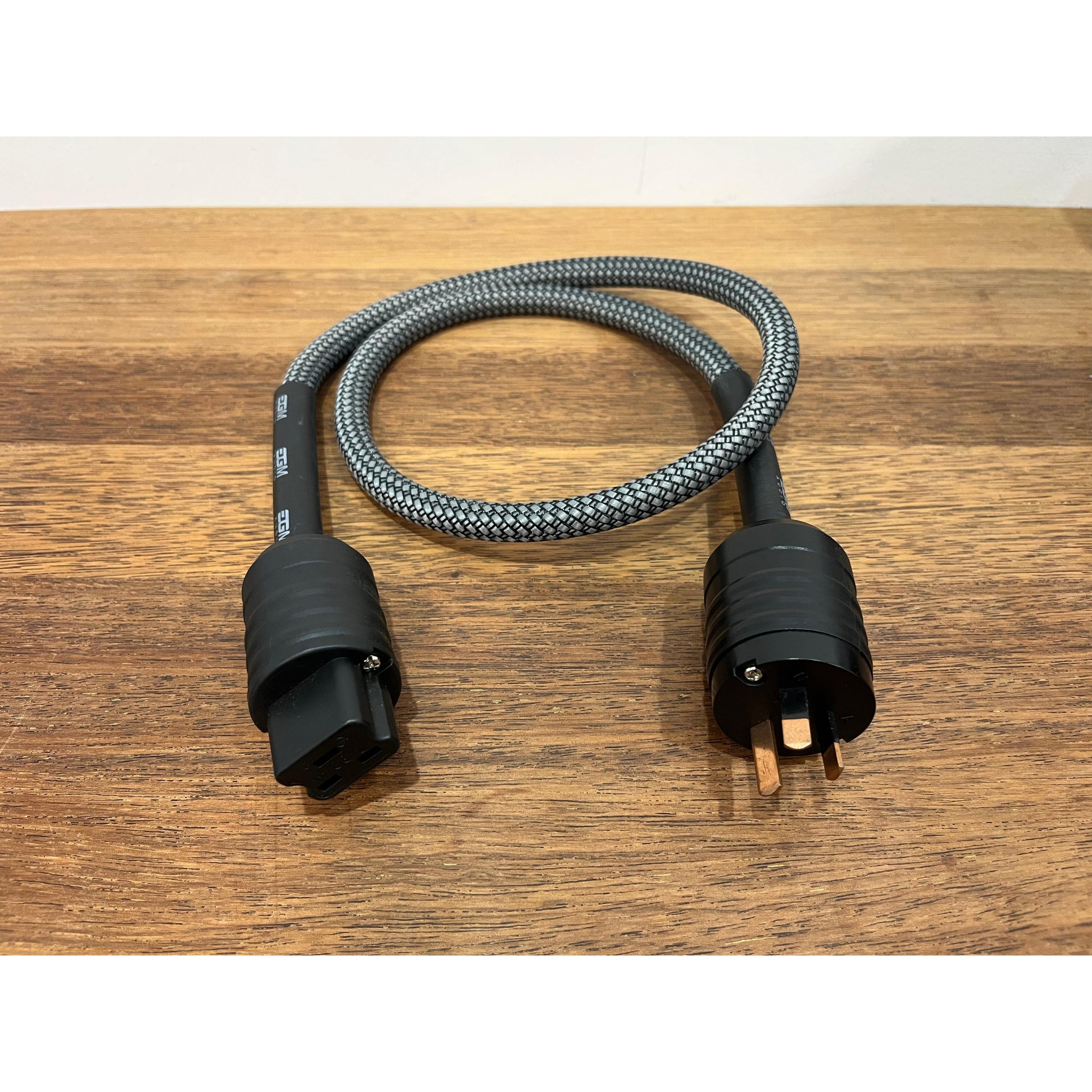 EGM Black Pearl C19 Power Cable - 1m - Pre-Loved
