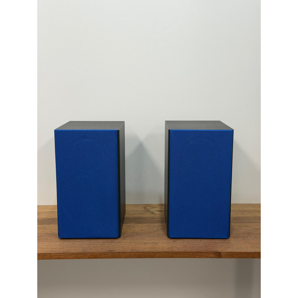 Encel Gelati 30 Speakers Black with Blue Grill - Pre Loved — The Audio ...