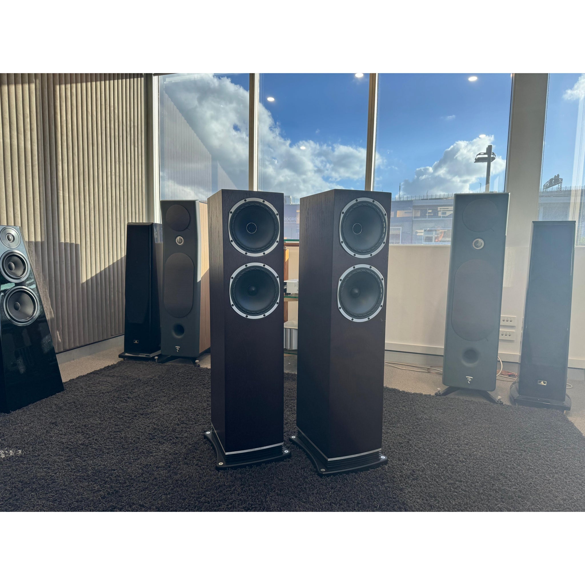 Fyne Audio F502 Floorstanding Speakers - Pre Loved
