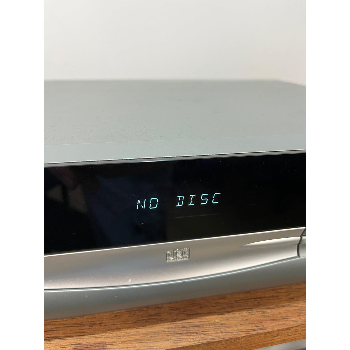 Harman kardon HD755 CD player - Pre Loved