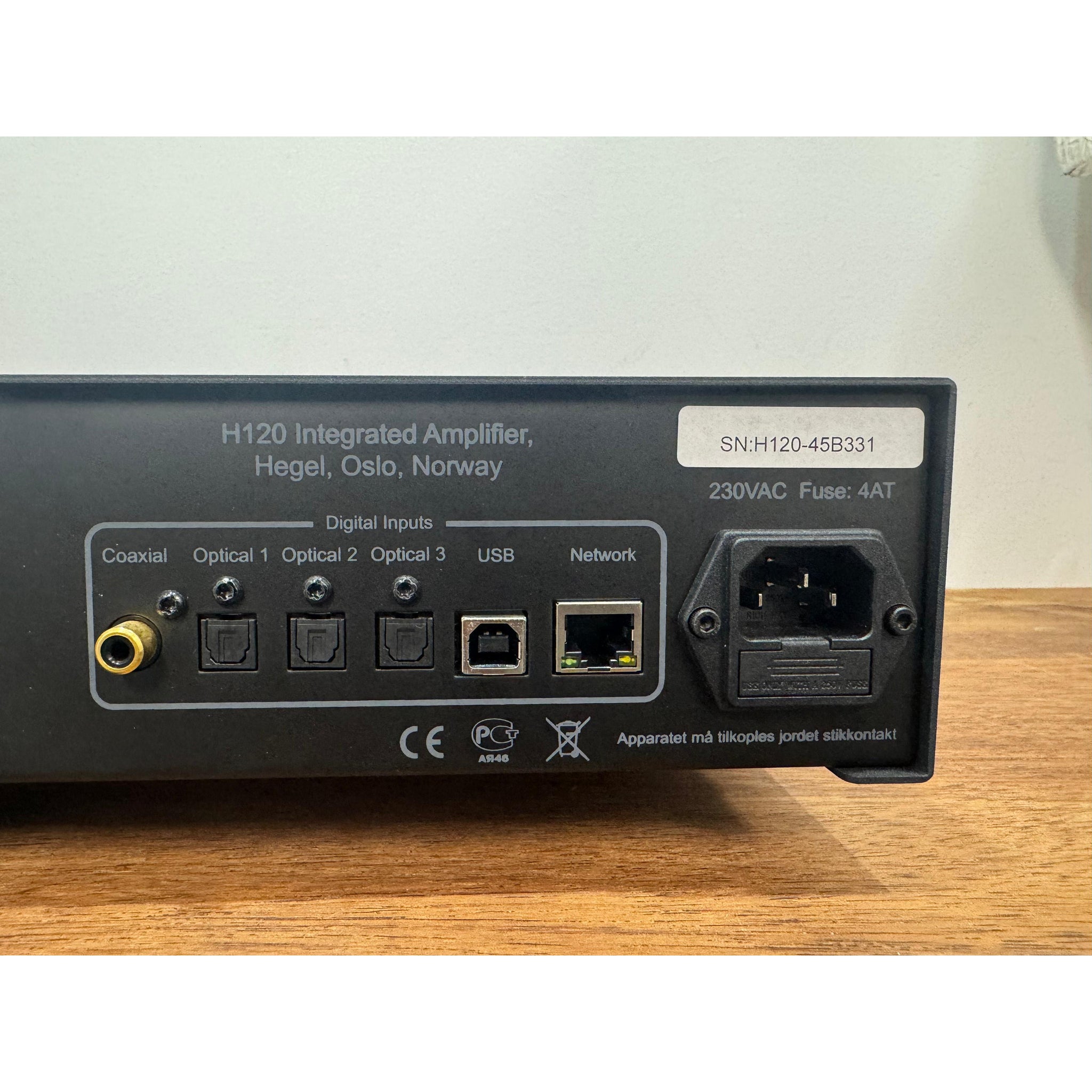 Hegel H120 Intergrated Streaming Amplifier - Pre Loved