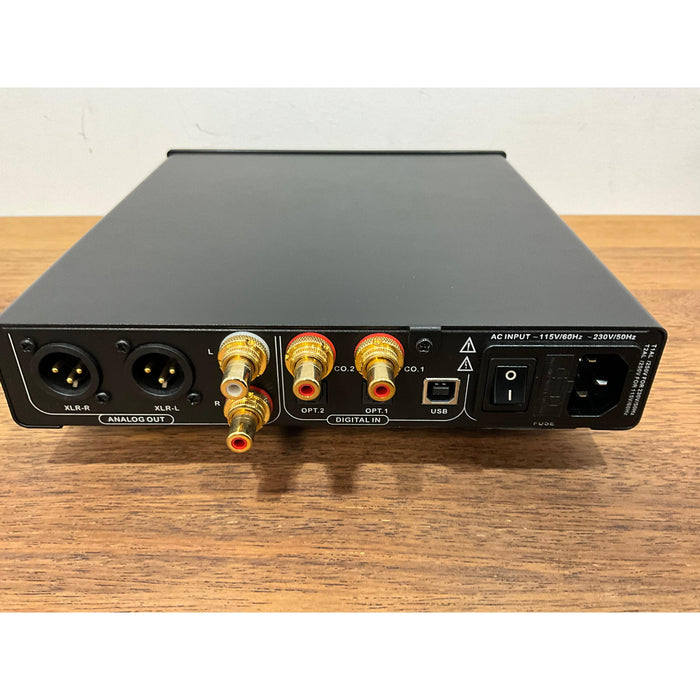 Denafrips Ares 2 R2R ladder DAC, digital to analogue converter black as new, pre loved