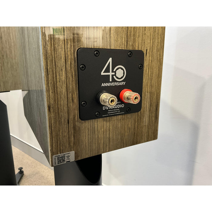 Dynaudio Special 40 Bookself speakers with matching stand 20 dyn stands, pre loved