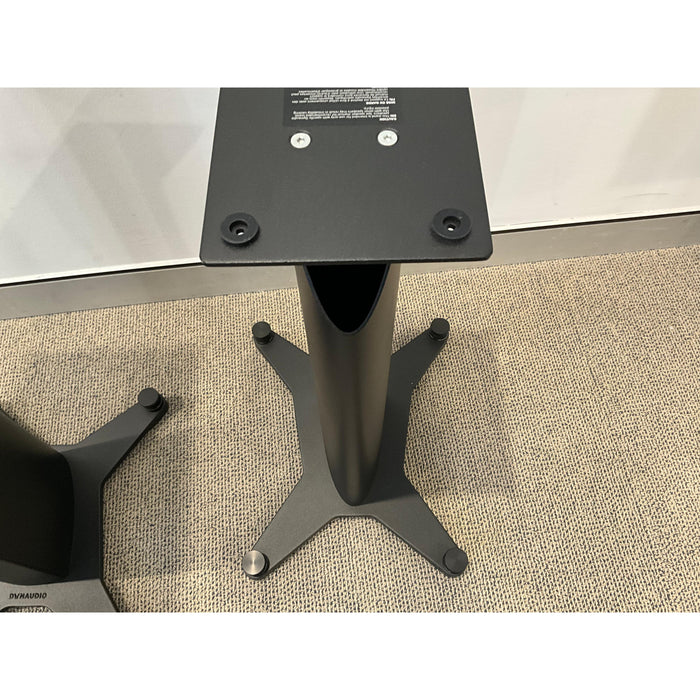 Dynaudio Special 40 Bookself speakers with matching stand 20 dyn stands, pre loved