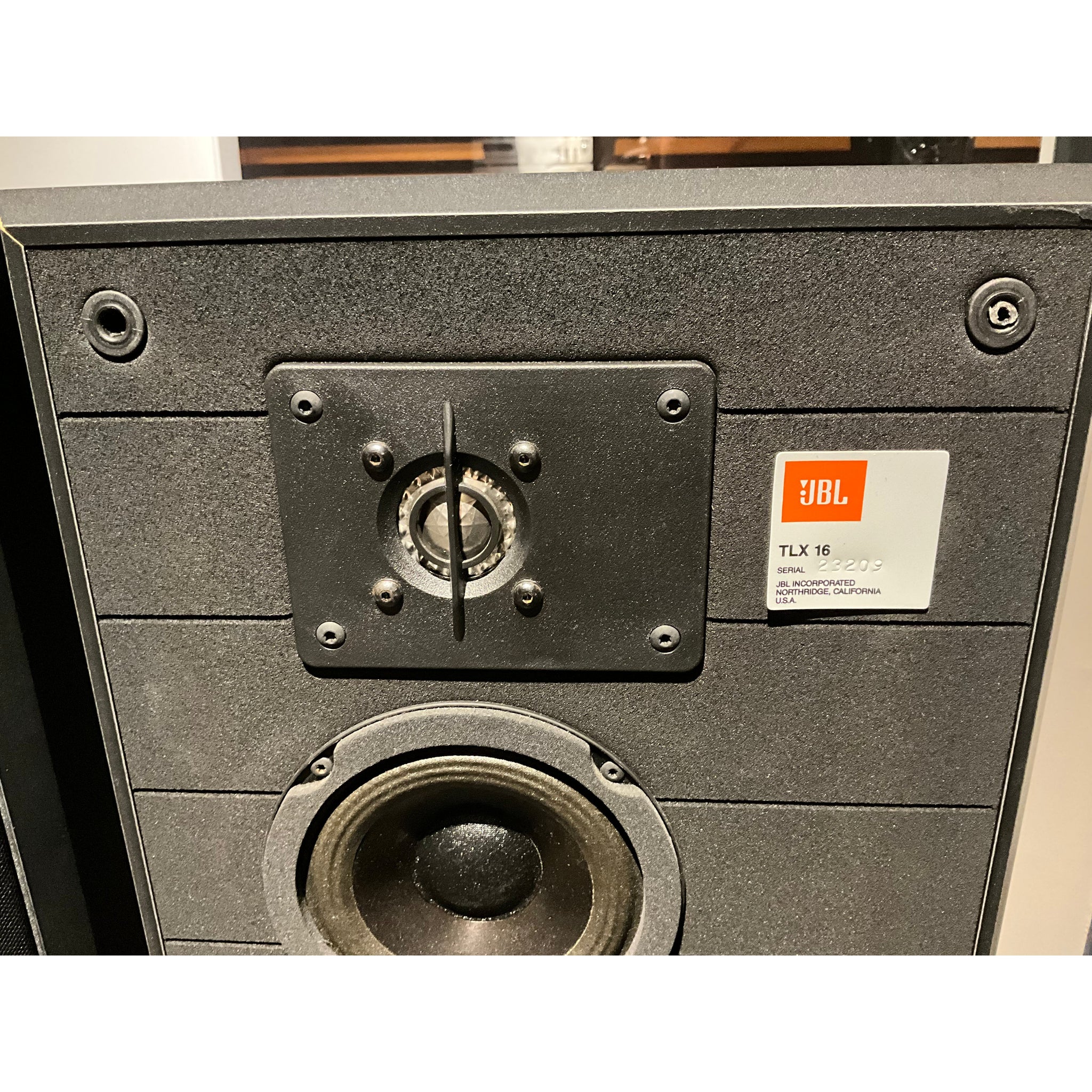 JBL TLX16 large bookshelf speakers, Pre Loved