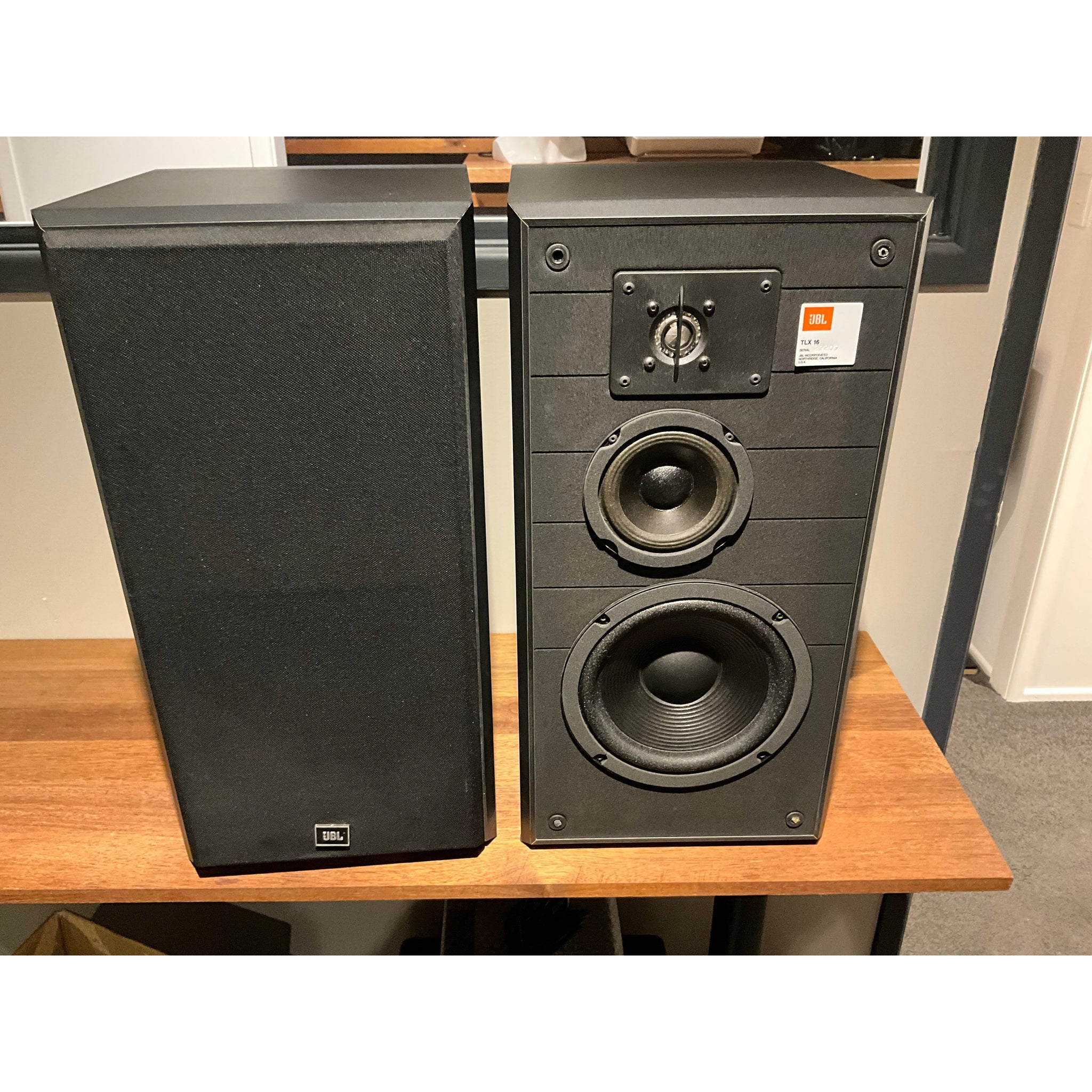 JBL TLX16 large bookshelf speakers, Pre Loved
