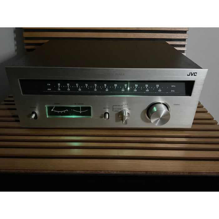 Jvc Vintage AM/FM Tuner JTV-31 Japanese classic with warranty