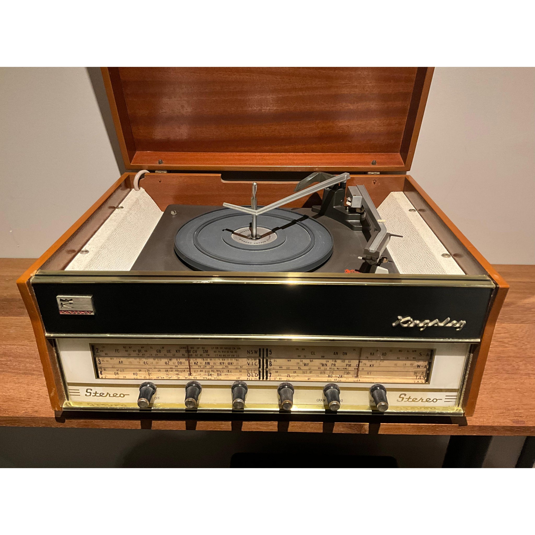 Kingsley Radio Gram Approx 1967, record player and Radio, post WW2, Pre Loved
