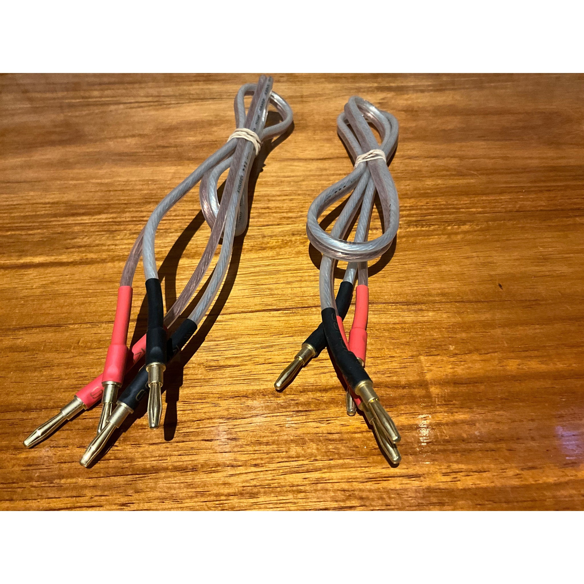 Konasen Speaker Cables with Banana plugs 1 metre pair, pre loved