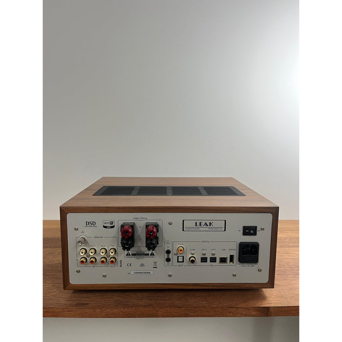 LEAK Stereo 130 intergrated amplifier - pre loved