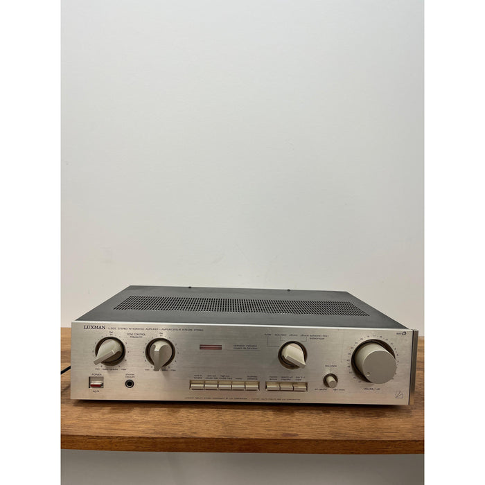 Luxman L200 stereo intergrated amplifier - Pre Loved