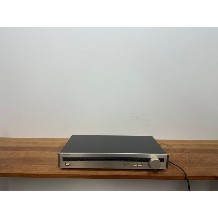 Luxman T-210L AM/FM Stero Tuner - Pre Loved