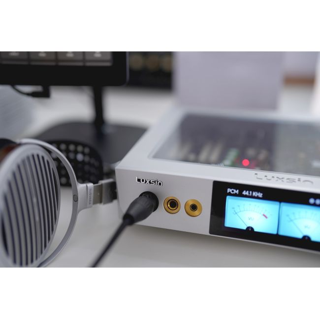 Luxsin - X9 — Headphone Amplifier & Preamplifier