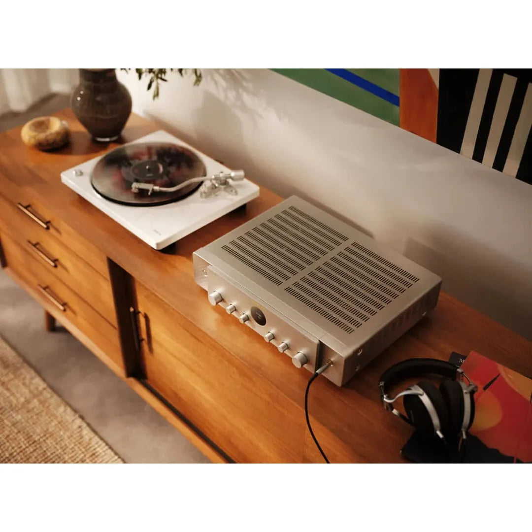 Marantz - MODEL 70 - Integrated Stereo Amplifier