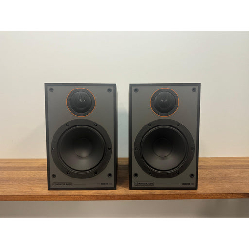 Monitor Audio Monitor 100 Bookshelf speaker pair black- Pre Loved