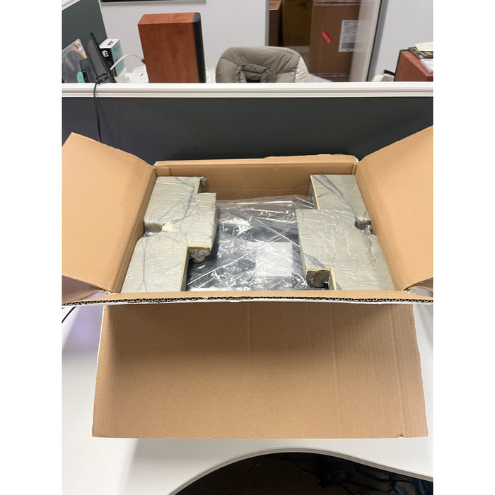 Music Hall MF5.1 record player - Pre Loved