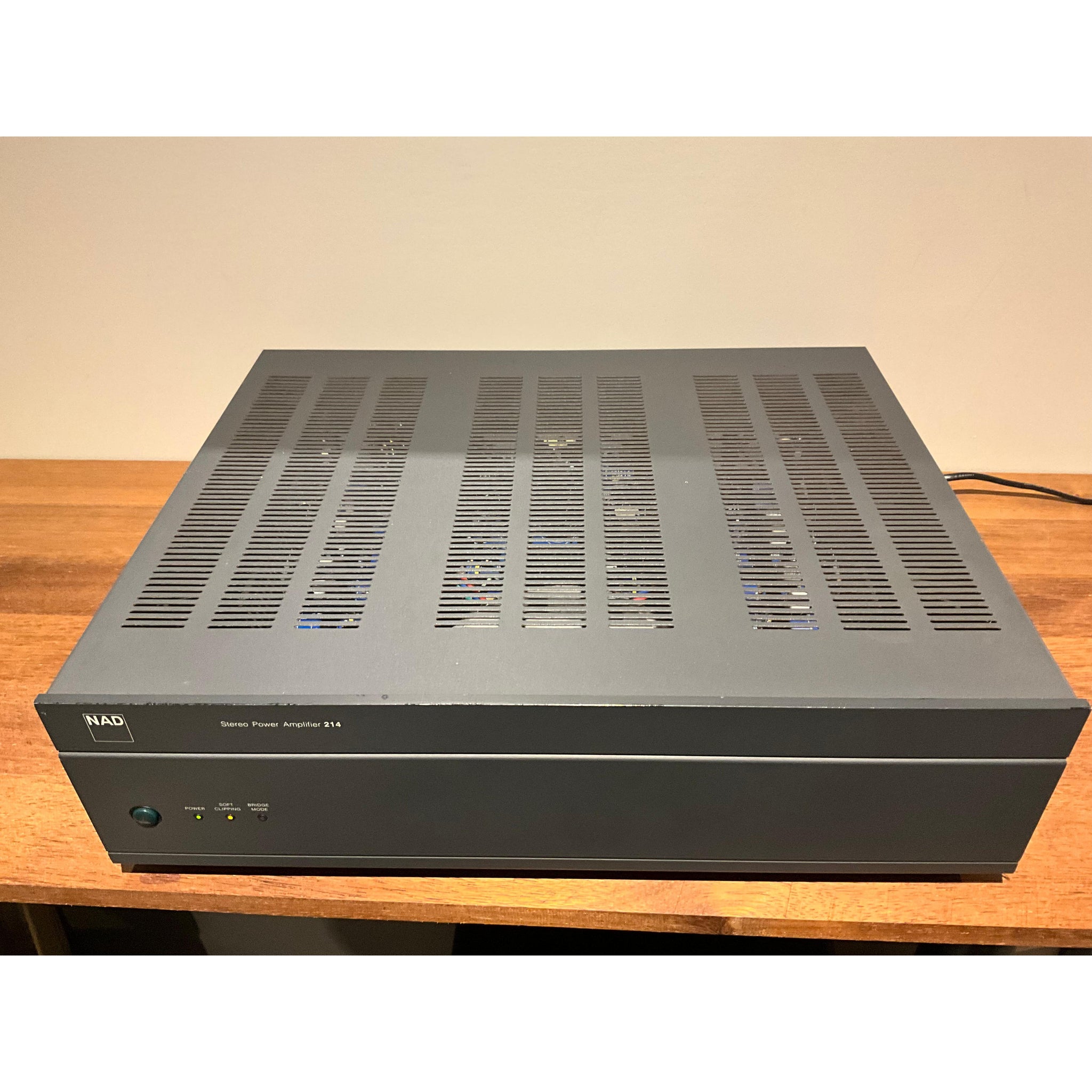 NAD 214 Stereo Power Amplifier, Pre Loved