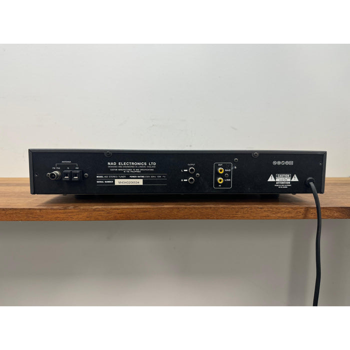 NAD 402 AM/FM Stereo Tuner - Pre Loved